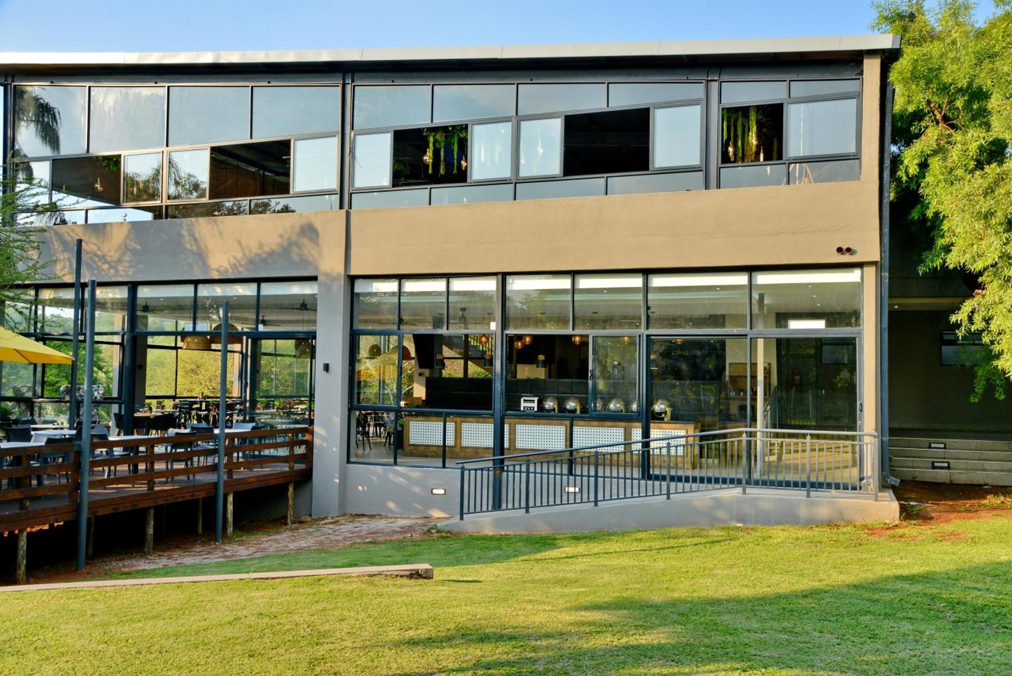 Seasons Golf, Leisure, Spa Hartbeespoort Extérieur photo