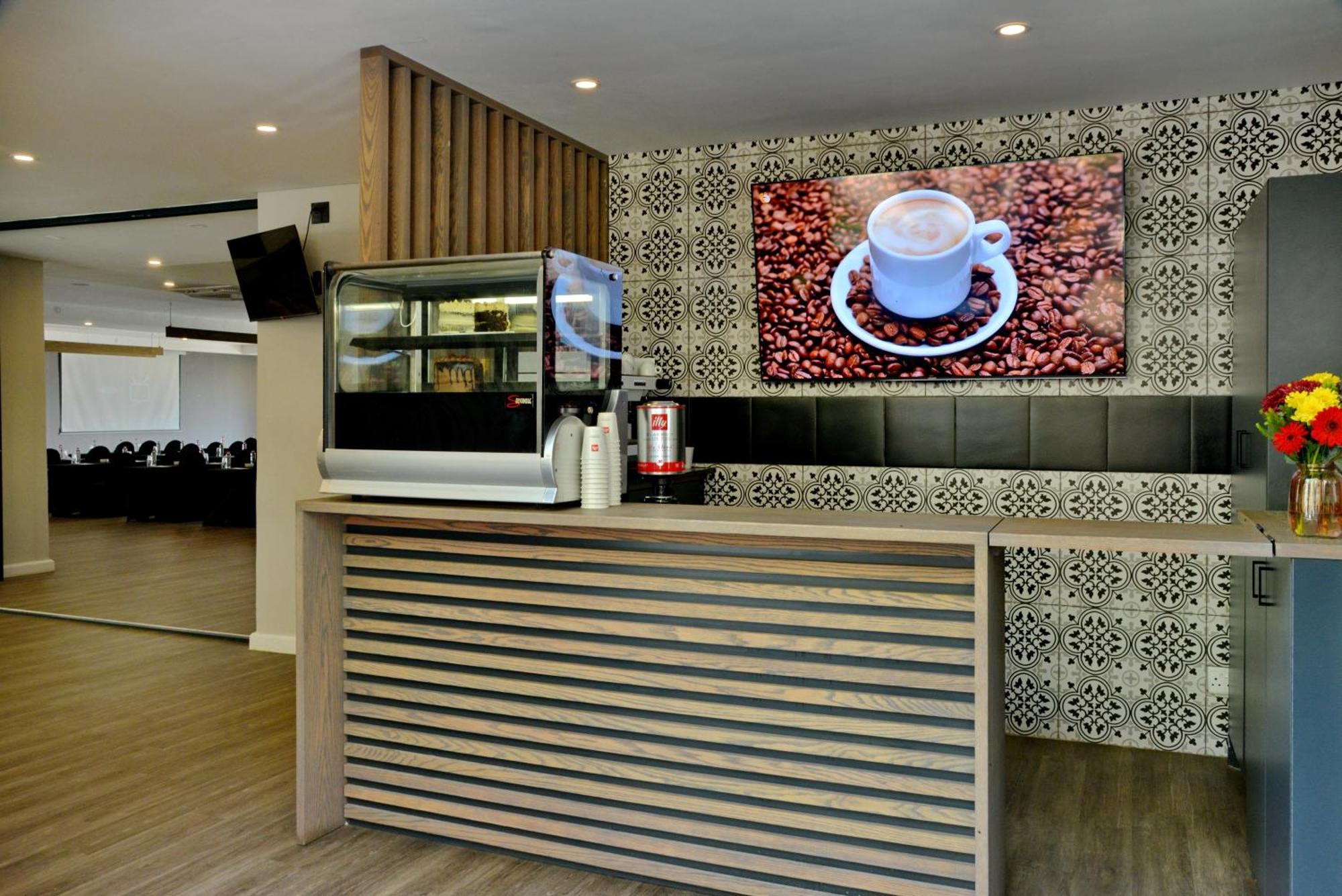 Seasons Golf, Leisure, Spa Hartbeespoort Extérieur photo