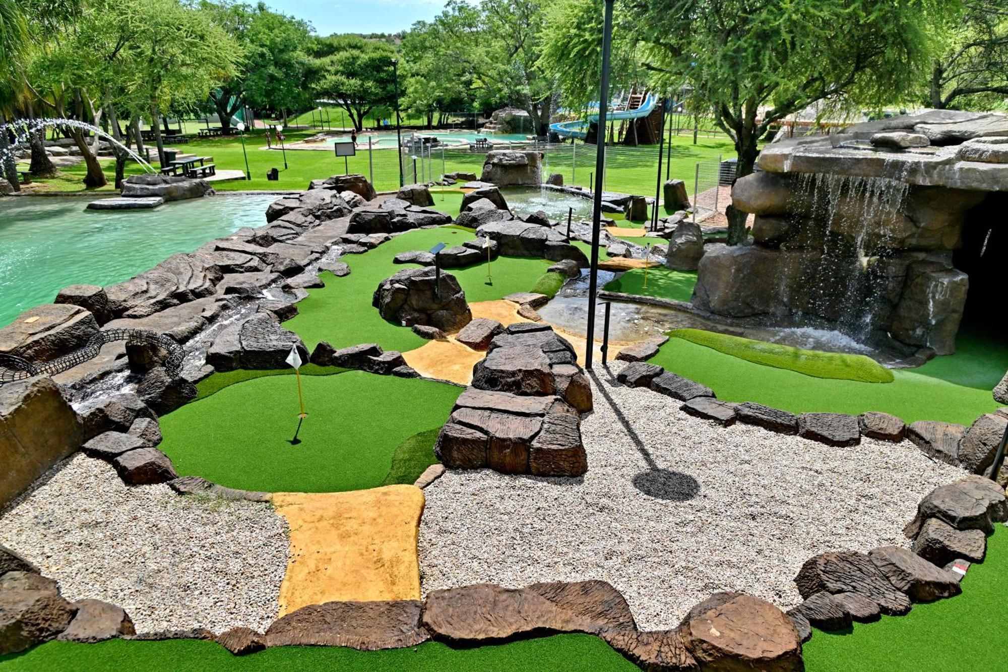 Seasons Golf, Leisure, Spa Hartbeespoort Extérieur photo